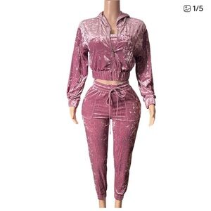 Luxurious Velvet Women's 3 Pc Jogger Set in Pink